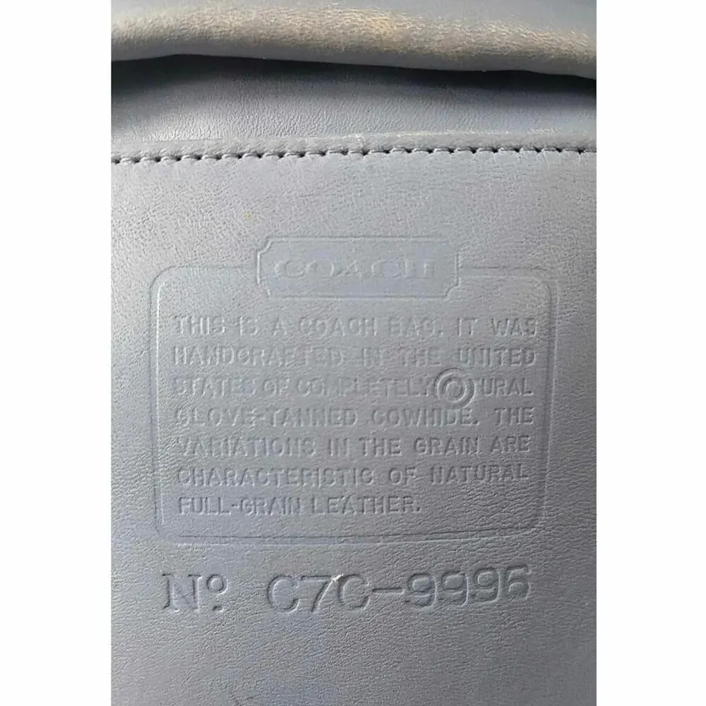 Coach, vintage periwinkle blue Leather shoulder bag - Picture 6 of 6